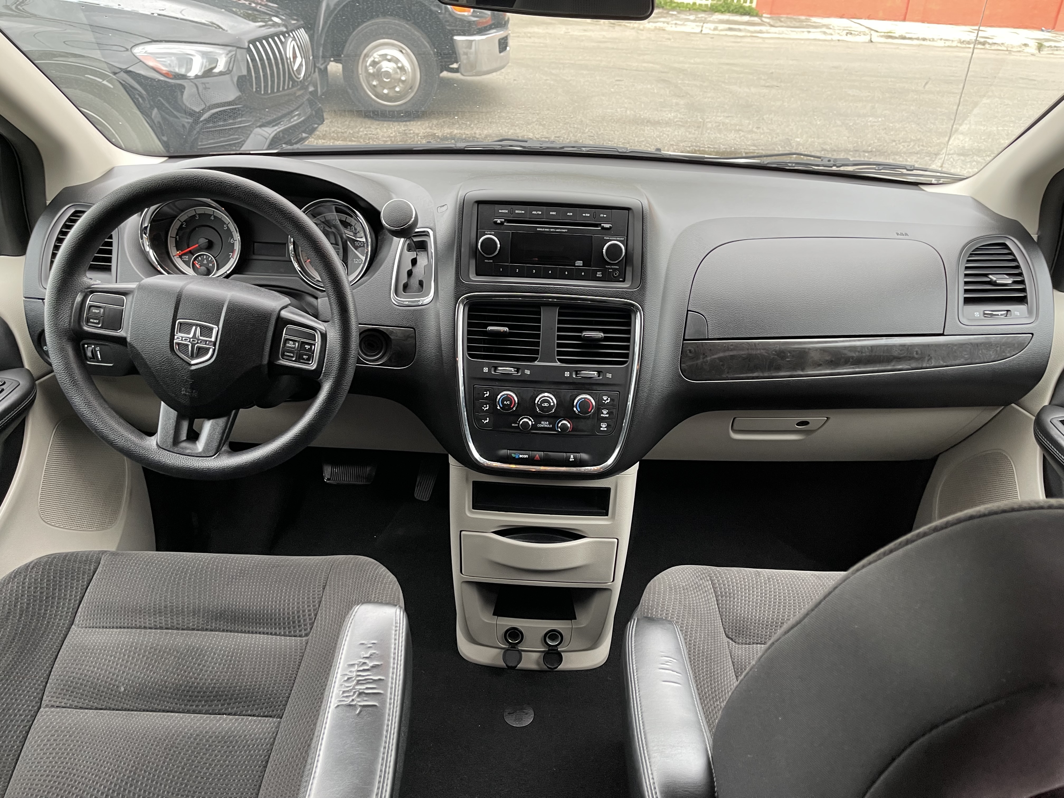 2017 Dodge Grand Caravan Se