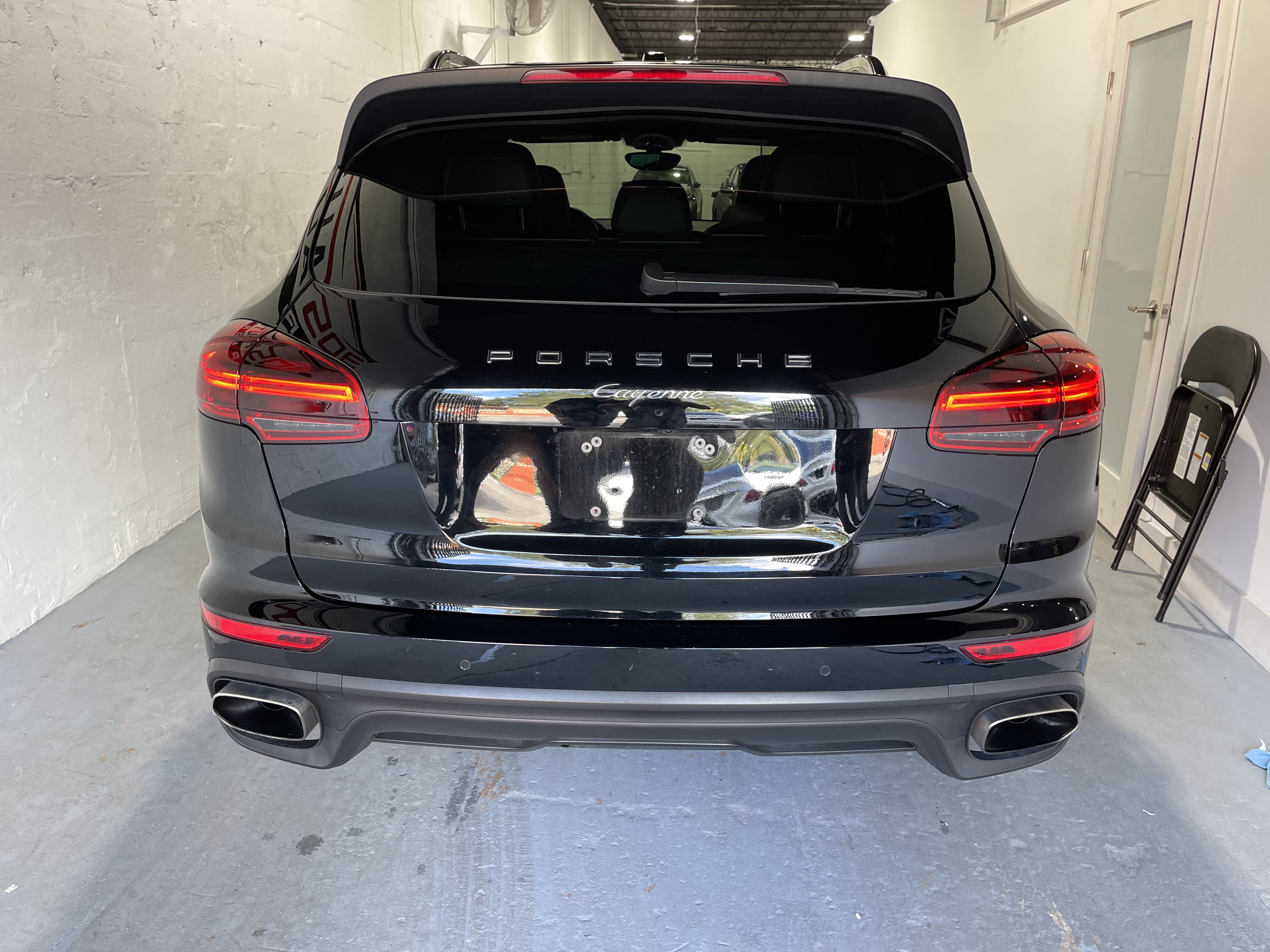 2018 Porsche Cayenne Platinum Edition